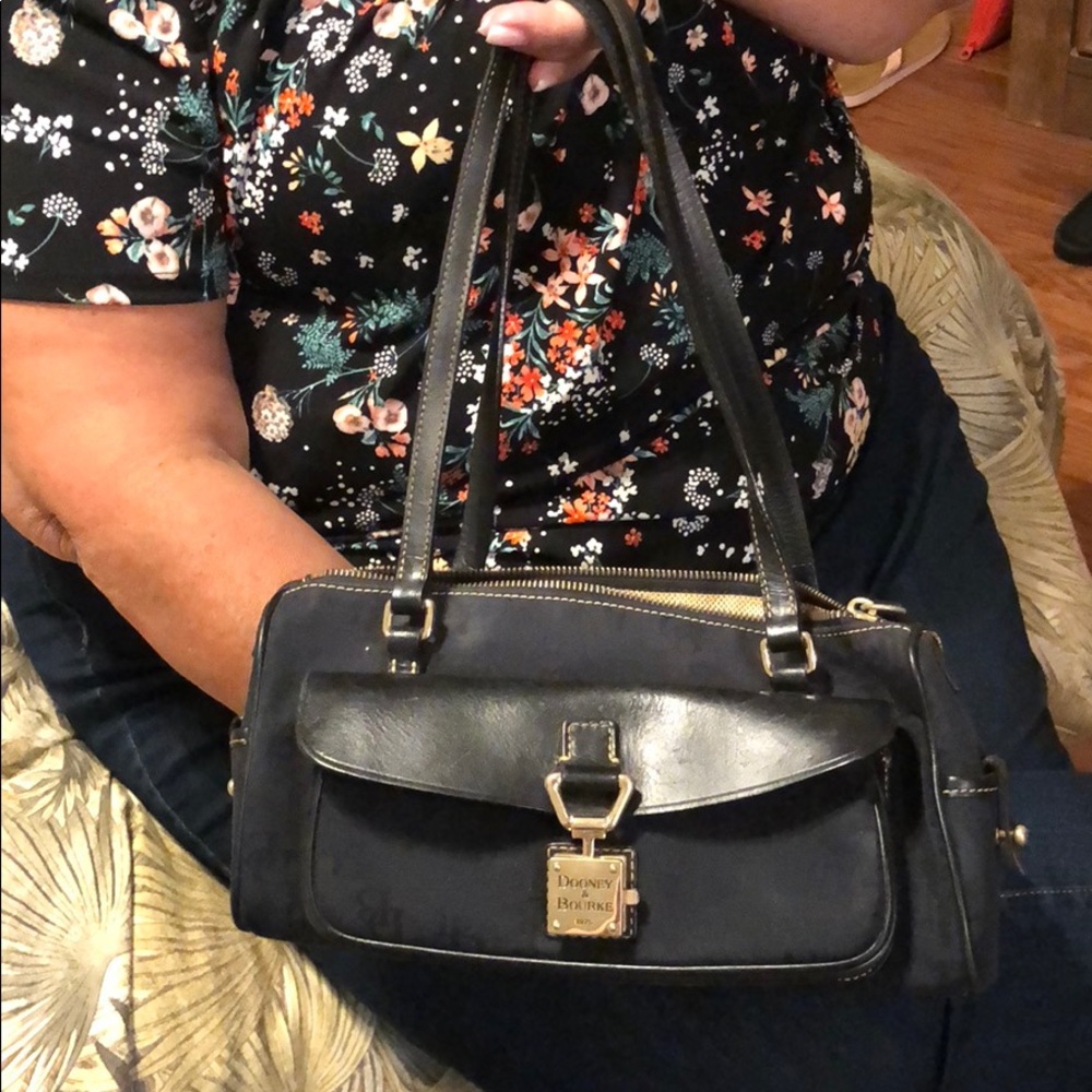 Dooney&bourke bag